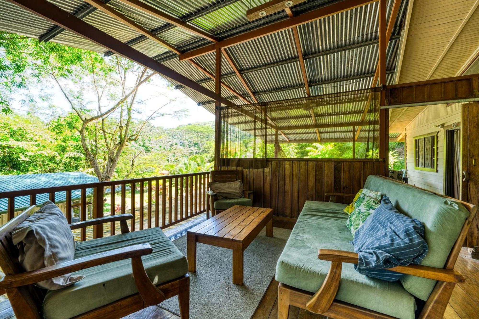 Bamboo River House And Hotel Dominical Buitenkant foto